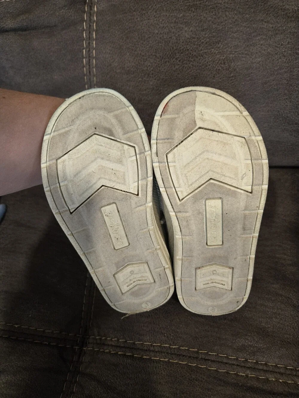 Cat & Jack comfortable lightweight